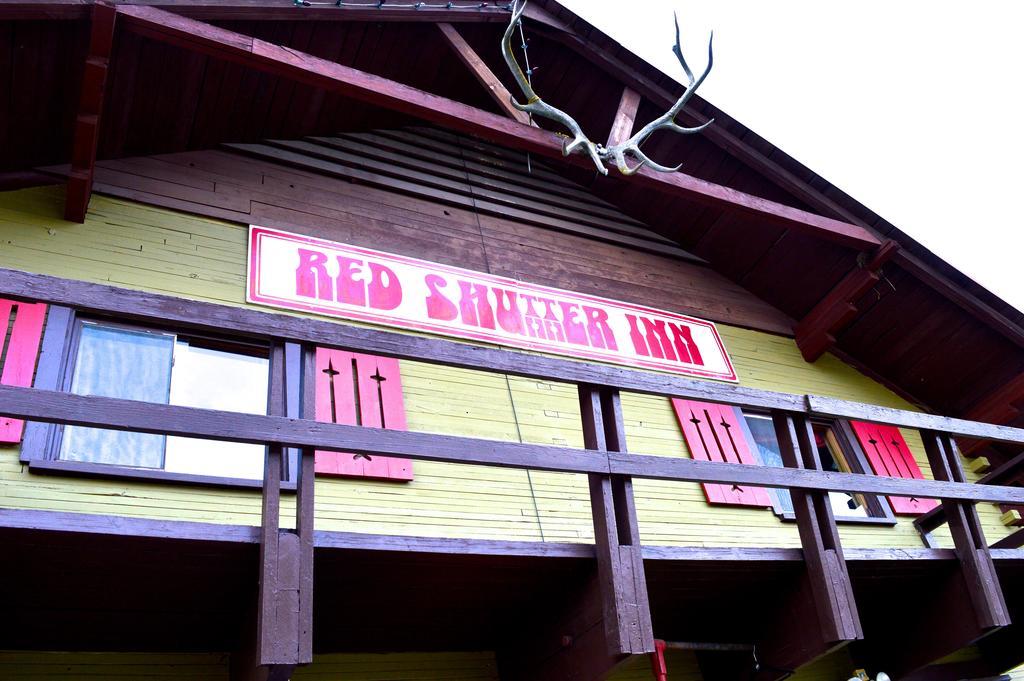 Red Shutter Inn Rossland Eksteriør billede