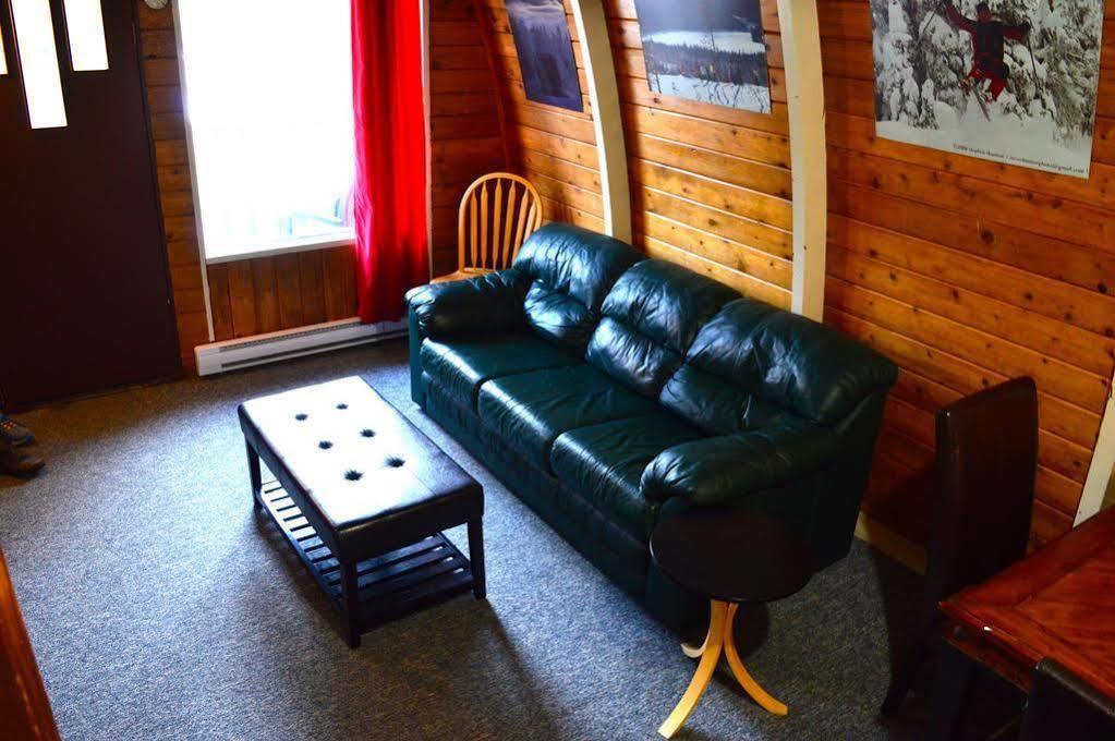 Red Shutter Inn Rossland Eksteriør billede